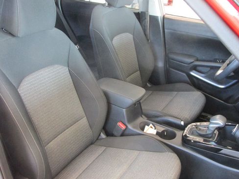 Used 2025 Kia Soul EX image 30