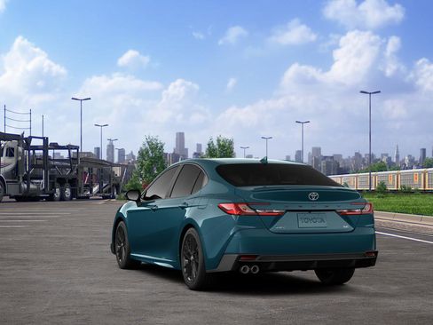 New 2026 Toyota Camry SE image 8