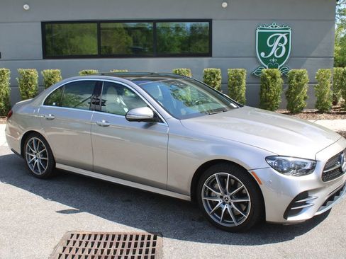 Used 2021 Mercedes-Benz E 350 Sedan image 2