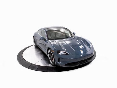 New 2026 Porsche Taycan 4S image 39