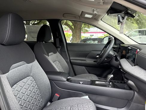 New 2026 Nissan Kicks SV w/ Interior Electronics Package FWD image 28