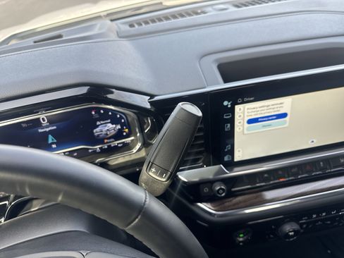 Certified 2024 Chevrolet Silverado 1500 LT image 20