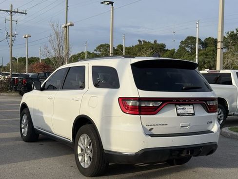 Used 2022 Dodge Durango SXT w/ Trailer Tow Group IV image 2