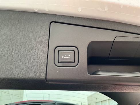 Certified 2024 Cadillac XT4 Premium Luxury w/ Active Safety Package image 34