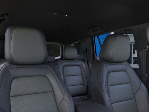 New 2026 Chevrolet Equinox LT w/ Convenience Package II image 24