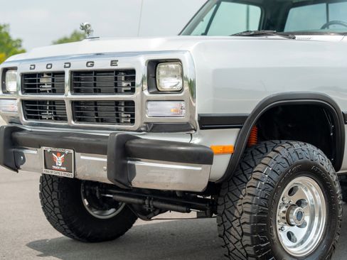 Used 1991 Dodge D/W Truck 350 image 12
