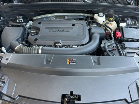 Certified 2023 Buick Envision Essence FWD image 24