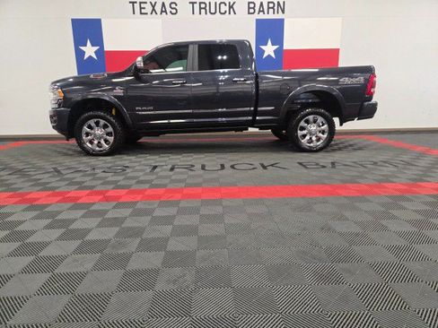 Used 2019 RAM 2500 Limited AWD/4WD image 1