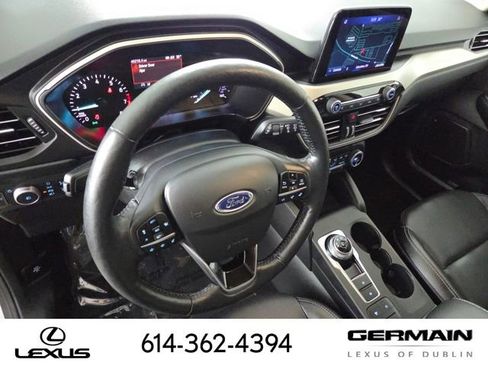 Used 2020 Ford Escape SEL image 17