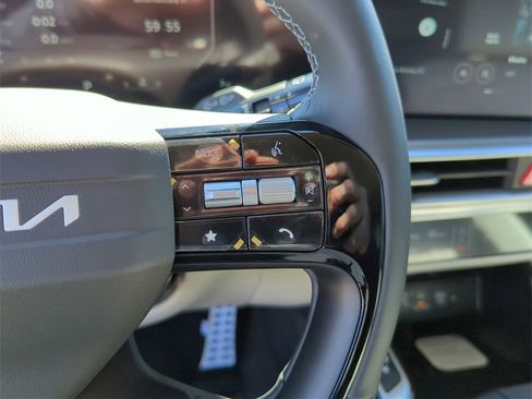 New 2026 Kia Sorento SX image 32