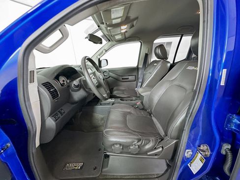 Used 2014 Nissan Xterra PRO-4X w/ Pro-4x Leather Package image 13