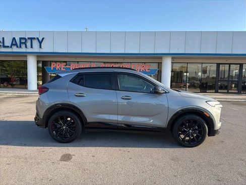 Used 2024 Buick Encore GX Sport Touring w/ Experience Buick Package image 3