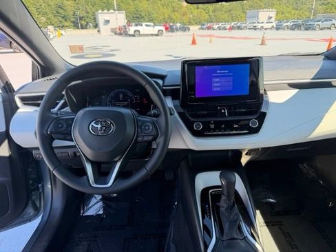 Certified 2026 Toyota Corolla SE AWD/4WD image 16