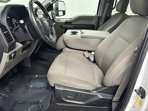 Used 2020 Ford F150 XLT w/ Equipment Group 302A Luxury AWD/4WD image 11