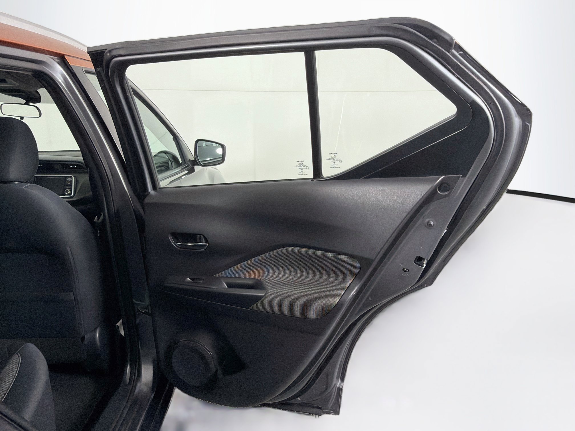 Used 2020 Nissan Kicks SV FWD image 27