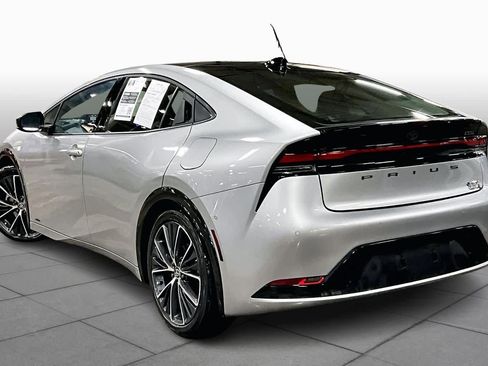 Used 2023 Toyota Prius Limited image 11