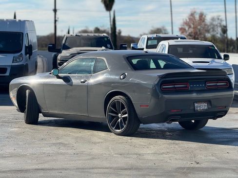 Used 2019 Dodge Challenger SXT w/ Blacktop Package image 3