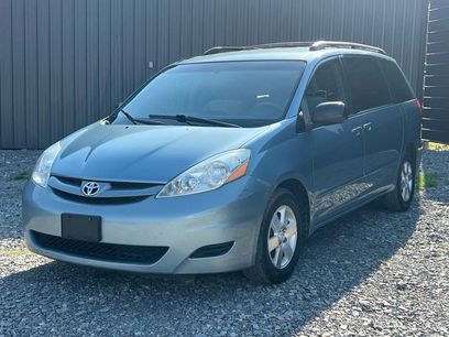Used 2007 Toyota Sienna CE