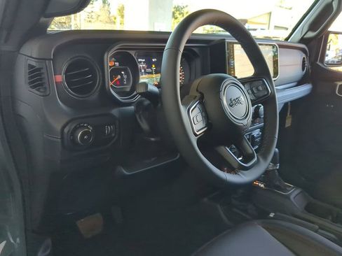 New 2026 Jeep Wrangler Unlimited Rubicon image 19