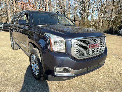Used 2017 GMC Yukon XL Denali w/ Open Road Package image 1