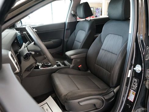 Used 2020 Kia Sportage LX AWD/4WD image 2