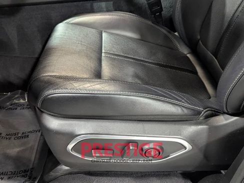 Used 2024 Jeep Wagoneer L Series II w/ Flexible Seating Group image 28