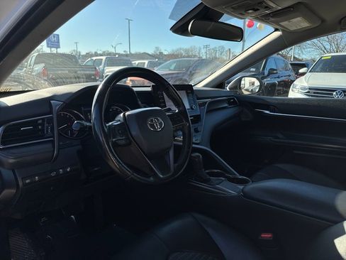 Used 2021 Toyota Camry SE image 13
