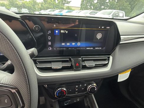 New 2026 Chevrolet TrailBlazer LT w/ Driver Confidence Package FWD image 5