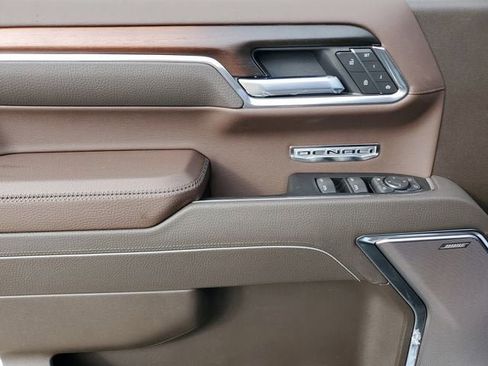 New 2026 GMC Sierra 1500 Denali w/ Denali Reserve Package image 18