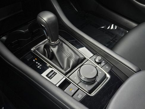 Used 2025 MAZDA MAZDA3 s image 18