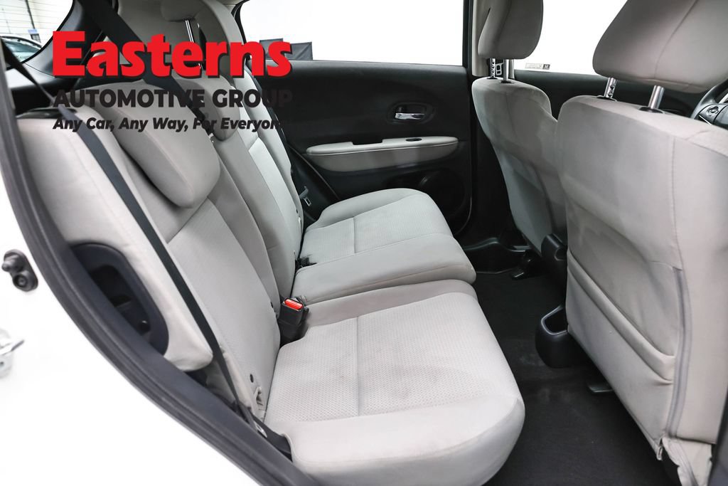 Used 2021 Honda HR-V LX image 22