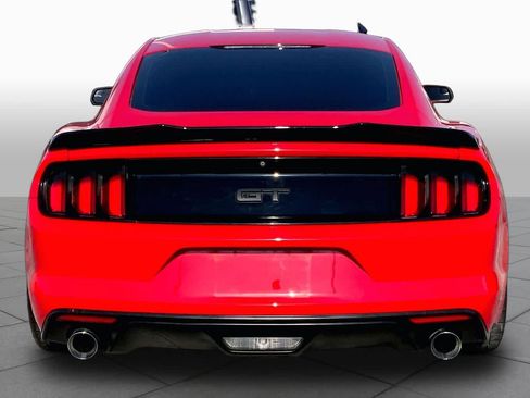 Used 2015 Ford Mustang GT RWD image 5