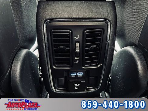 Used 2019 Jeep Grand Cherokee Limited image 37