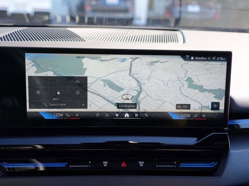 Used 2025 BMW 530i 530i Sedan RWD image 20