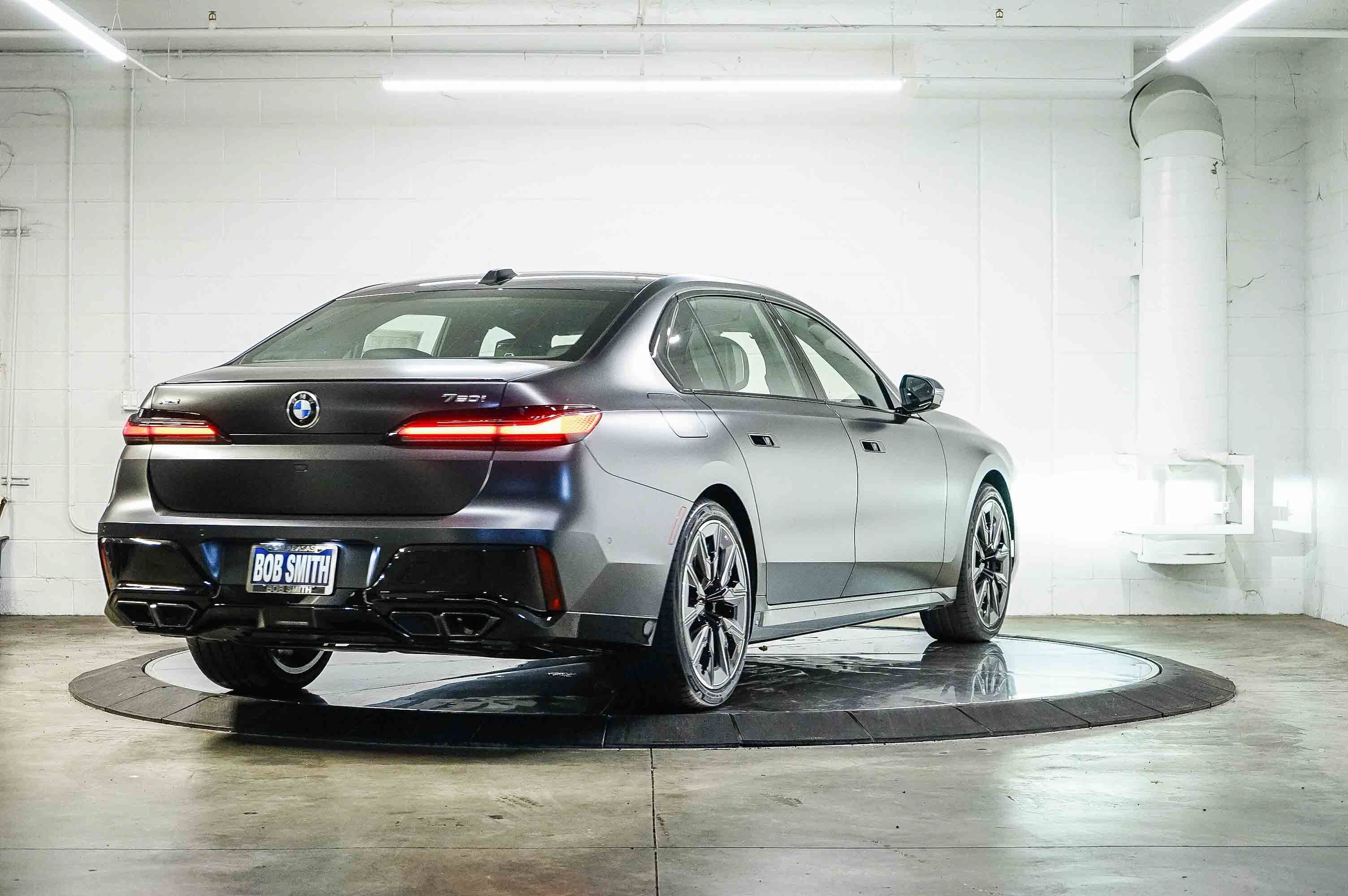 New 2026 BMW 760i xDrive w/ Executive Package AWD/4WD image 6