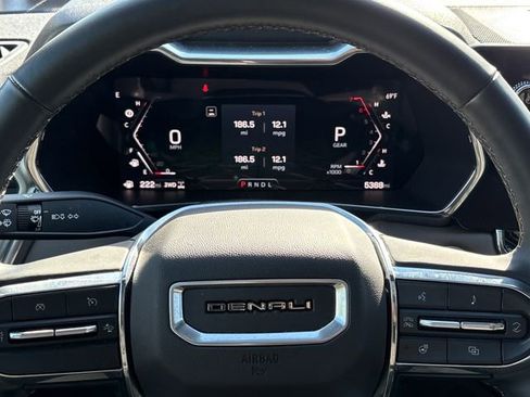 Used 2023 GMC Canyon Denali AWD/4WD image 24