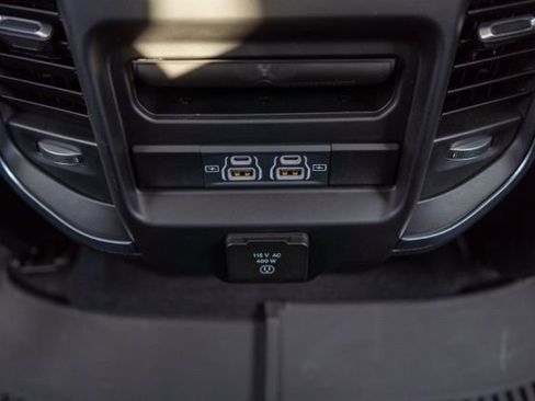 Used 2025 RAM 1500 Big Horn AWD/4WD image 20