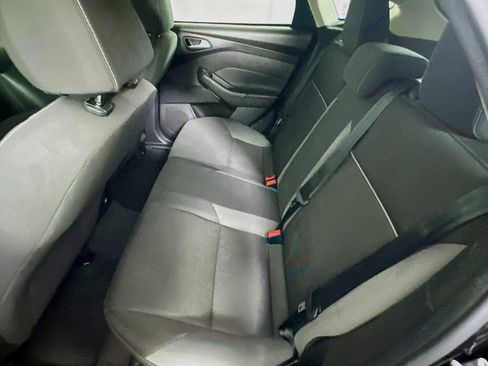 Used 2012 Ford Focus SE image 25