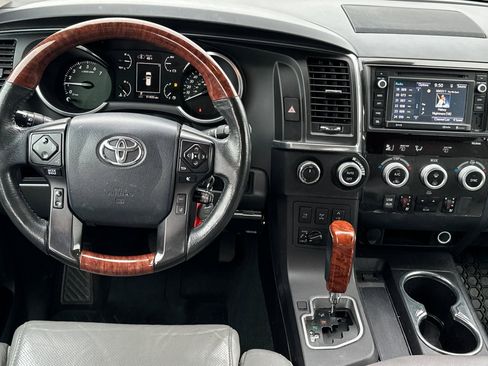 Used 2018 Toyota Sequoia Platinum image 14