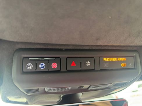 Used 2023 Chevrolet Corvette Stingray w/ Z51 Performance Package image 24