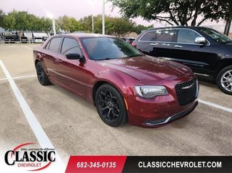 Used 2019 Chrysler 300 Touring w/ Sport Appearance Package image 1