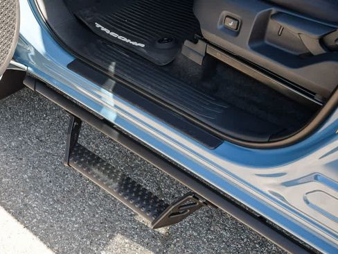 Used 2026 Toyota Tacoma SR5 AWD/4WD image 25