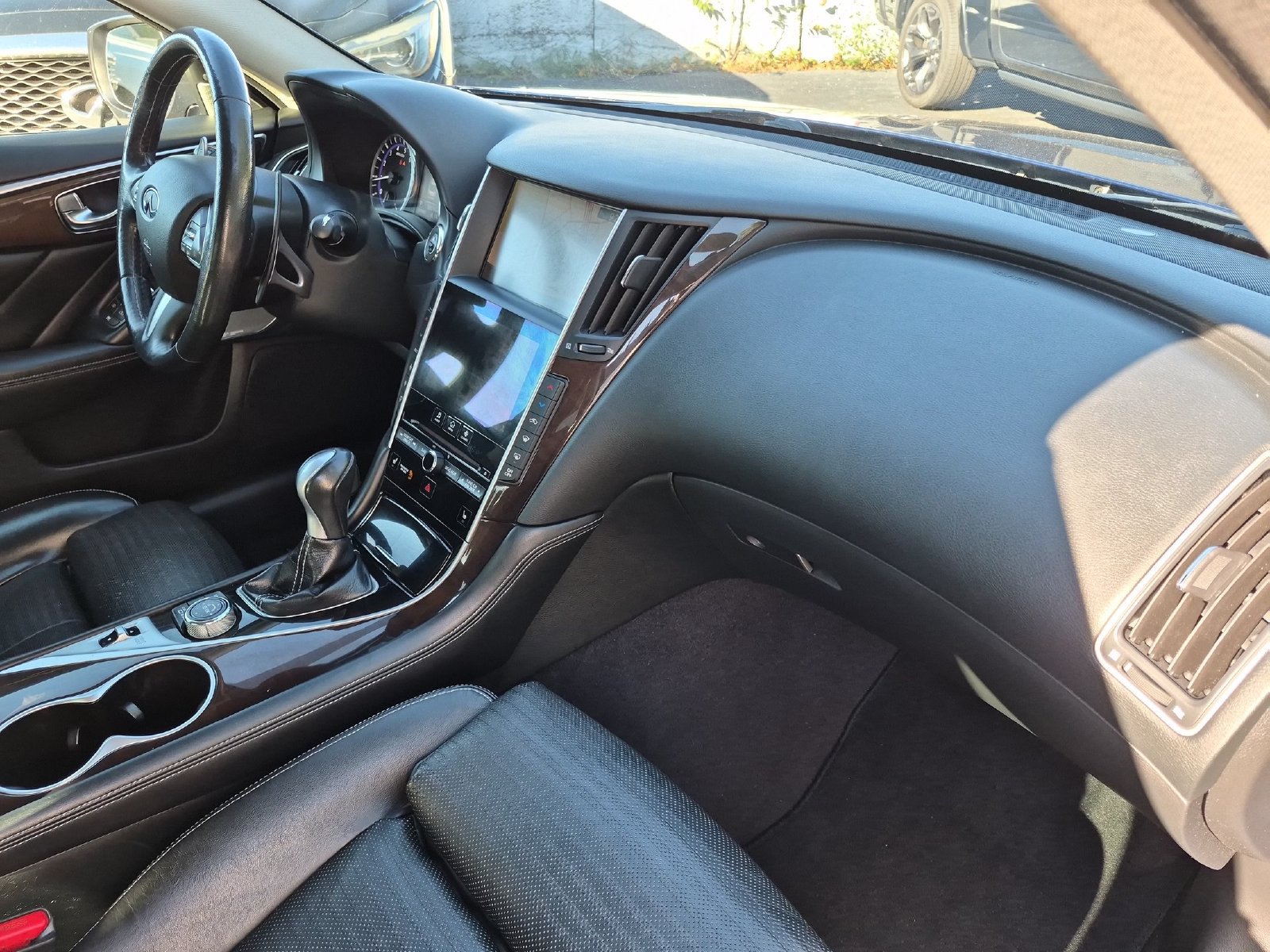 Used 2017 INFINITI Q50 Sport AWD/4WD image 33