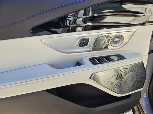 New 2026 Lincoln Nautilus Black Label AWD/4WD image 11