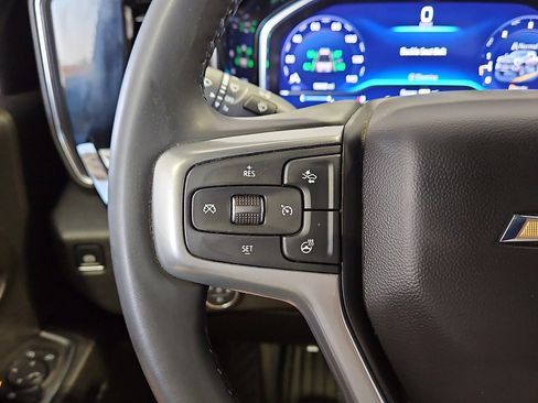 Used 2025 Chevrolet Silverado 2500 LT w/ Convenience Package AWD/4WD image 16
