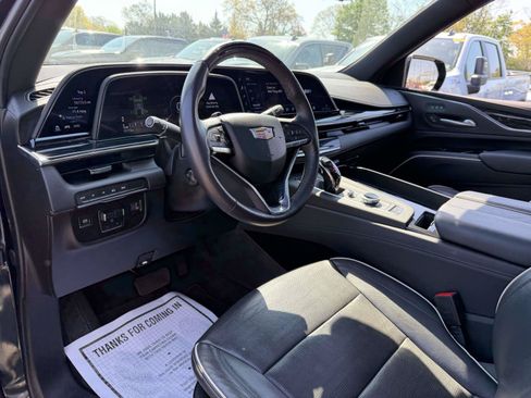 Certified 2024 Cadillac Escalade Sport w/ LPO, ONYX Package AWD/4WD image 13