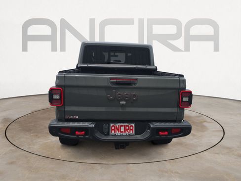 Used 2021 Jeep Gladiator Rubicon AWD/4WD image 8