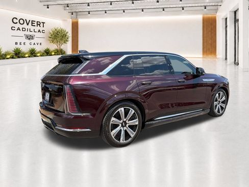 Used 2025 Cadillac Escalade IQ Luxury 1 w/ Smart Trailering package AWD/4WD image 10
