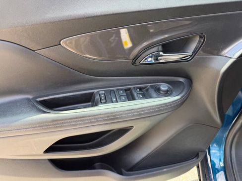 Used 2020 Buick Encore Preferred w/ Safety Package FWD image 22