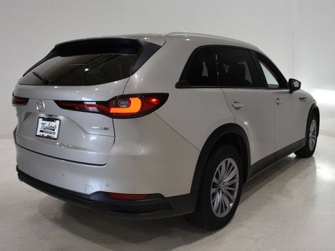 Used 2025 MAZDA CX-90 3.3 Turbo w/ Preferred Package AWD/4WD image 4